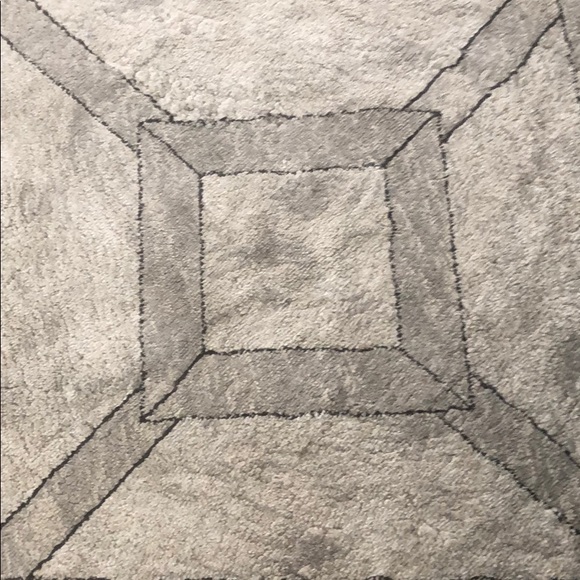 Meet your Posher, Brittani - Picture 1 of 1